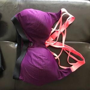 VS sports bra